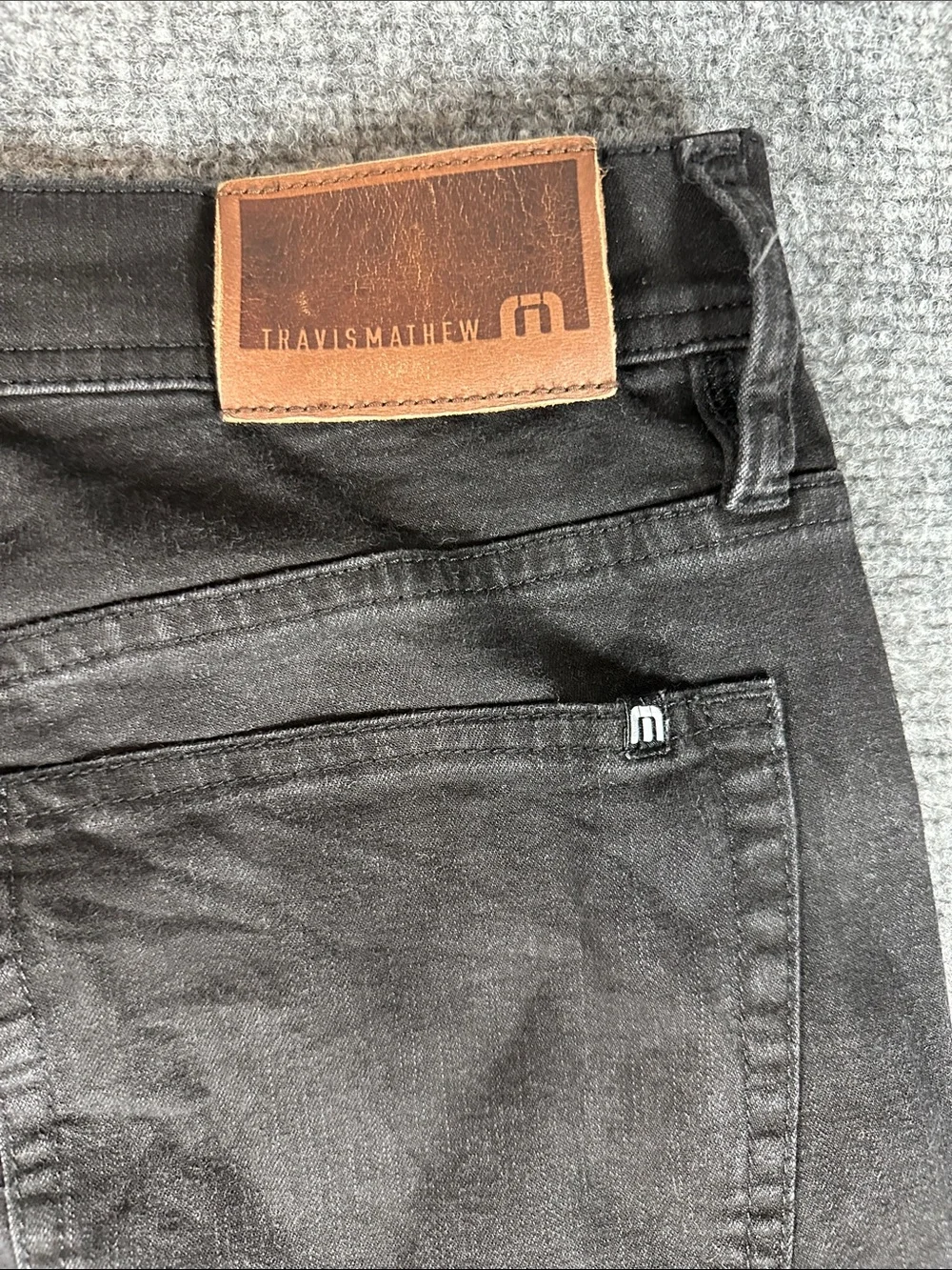 Travis Mathew Legacy Featherweight Jeans Vintage Charcoal Men’s Size 30